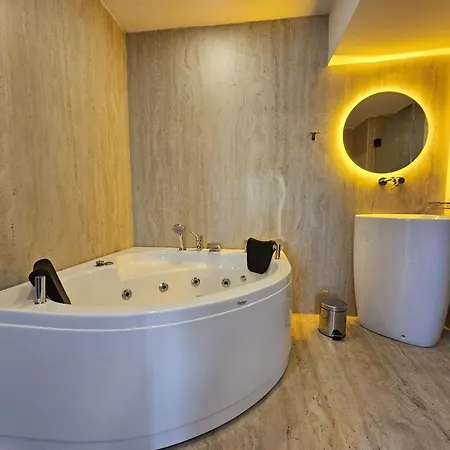 Sulara Exclusive Lounge Bistro אנטליה