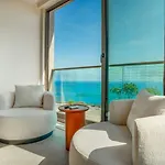 Sulara Exclusive Lounge Bistro