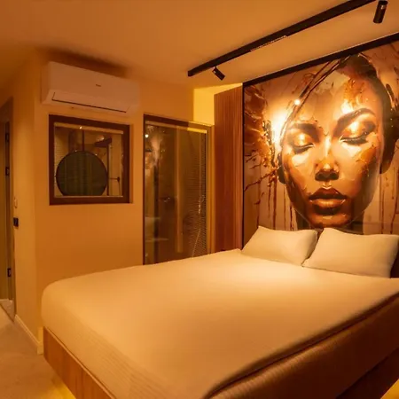 Sulara Exclusive Lounge Bistro