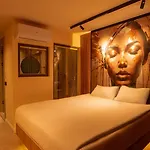Sulara Exclusive Lounge Bistro