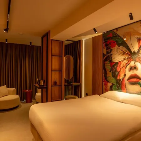 アパートホテル Sulara Exclusive Lounge Bistro
