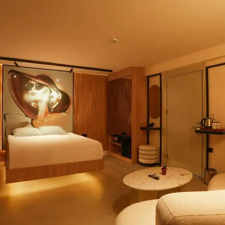 Sulara Exclusive Lounge Bistro